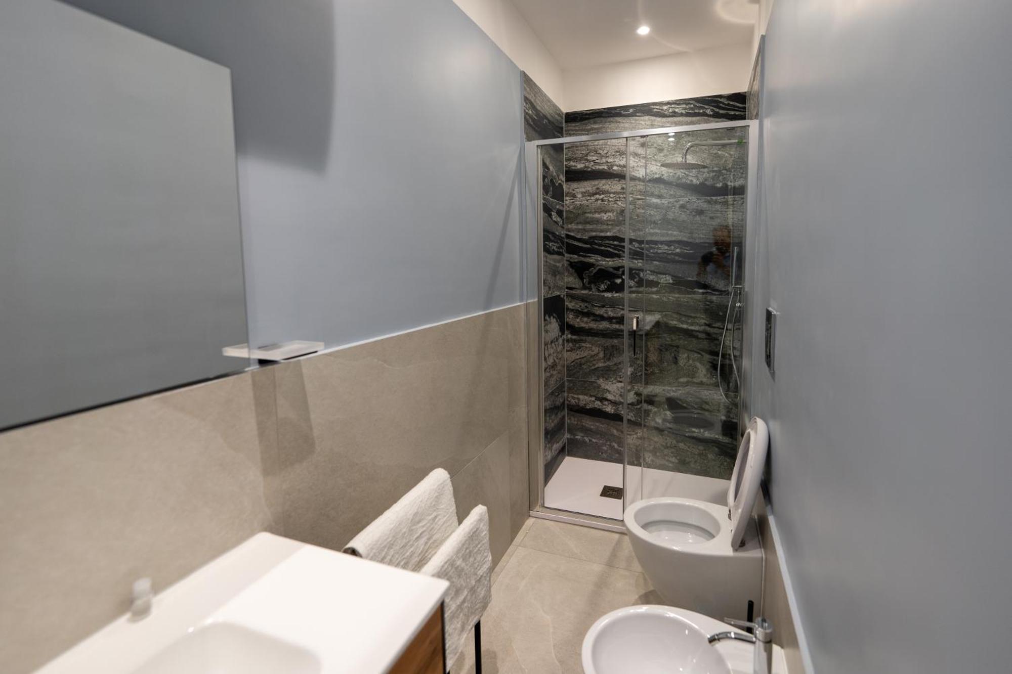 Suites Gaudioso Napoli Center ภายนอก รูปภาพ